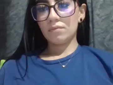 Savage_doll  live sex cam