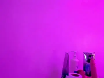 Savage_doll  live sex cam