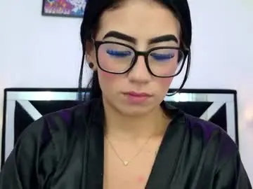 Savage_doll  live sex cam