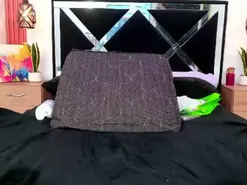 Savage_doll  live sex cam