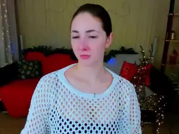 Sensitiveheartt  live sex cam