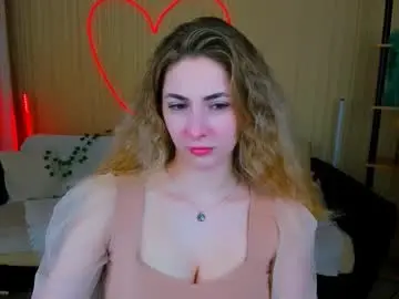 Sensitiveheartt  live sex cam