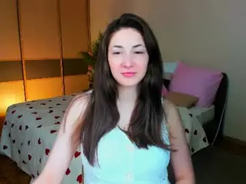 Sensitiveheartt  live sex cam
