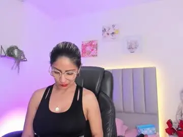 Zulay_moon  live sex cam