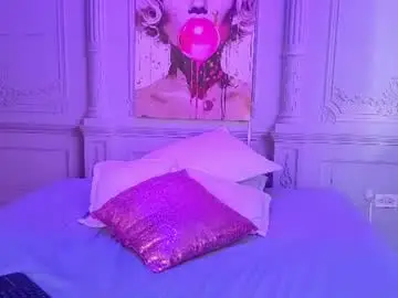 Charlotte_onfire  live sex cam