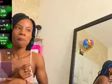 Daffnelewis  live sex cam