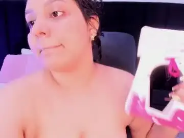 Dullce77  live sex cam