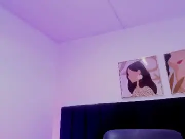 Dullce77  live sex cam