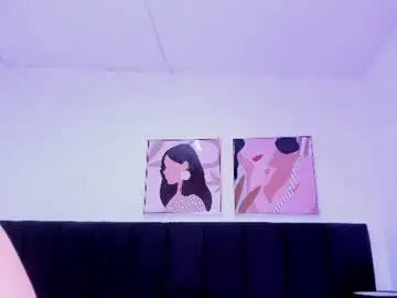 Dullce77  live sex cam