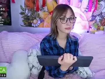 Guesswhatiwant  live sex cam