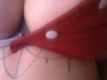 Isa_crazy  live sex cam