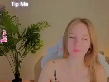 Itsolivegarden  live sex cam