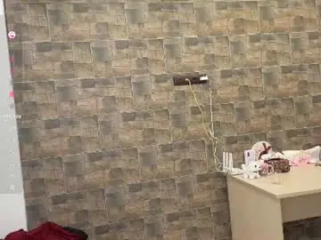 Kristiancommes  live sex cam