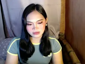 Mira_luna222  live sex cam