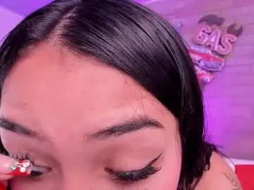 Miss__daphne  live sex cam