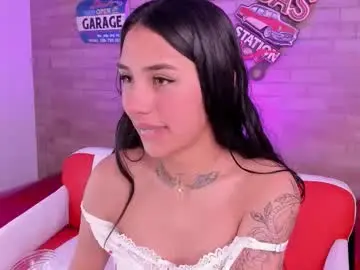 Miss__daphne  live sex cam