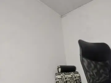 Nathaly_love96  live sex cam