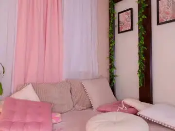 Zafiiro_bluee2  live sex cam