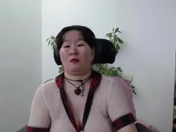 Akira_xx  live sex cam