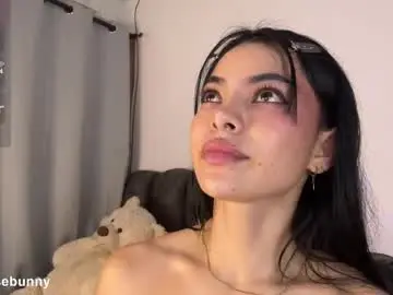 Daddysweeeetbody  live sex cam