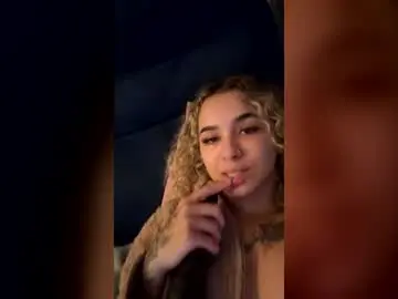 Gabilimasts  live sex cam