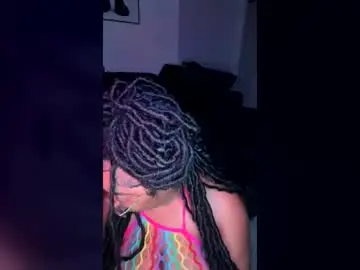 Hiniseee  live sex cam