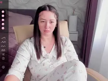 Hot_squirtgirl  live sex cam