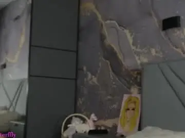 Justacuddlie  live sex cam