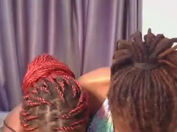 Nessie30  live sex cam