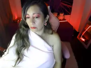 Oriana_100  live sex cam