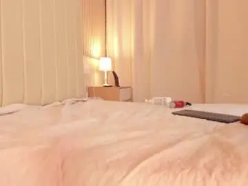 Rubi_foxx22  live sex cam