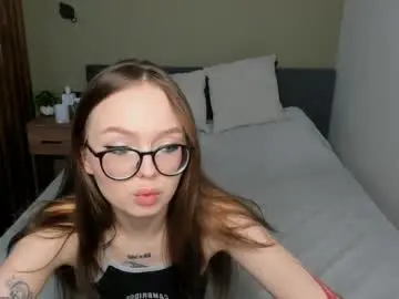 Shy_suchka  live sex cam