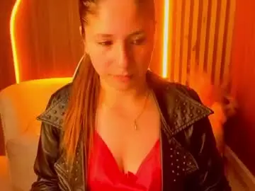 Aratna_blonde_tx  live sex cam