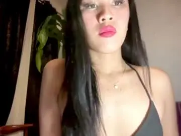 Avienexxxxx  live sex cam