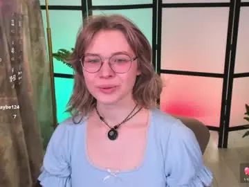 Chloewells  live sex cam