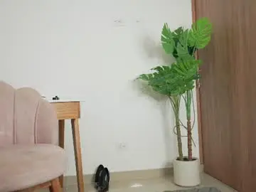 Cristinavegas  live sex cam