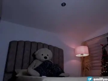 Emily_____  live sex cam