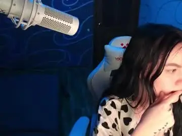 Goddesslitle  live sex cam