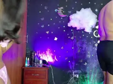 Bellyjell  live sex cam