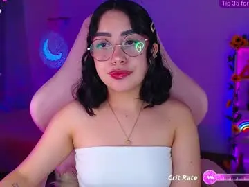 Iamveroo  live sex cam
