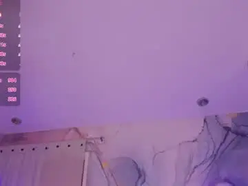 Kiim_taaylor  live sex cam