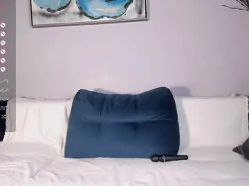 Luna__l  live sex cam