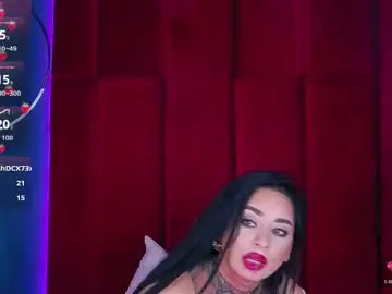 Madyluxx  live sex cam