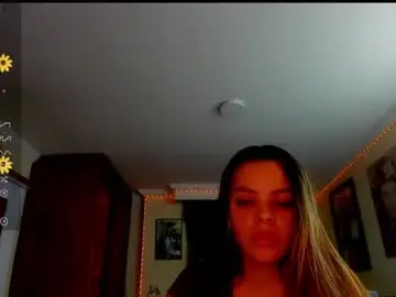 Missvalery1  live sex cam