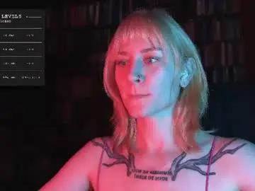 Retromarie  live sex cam