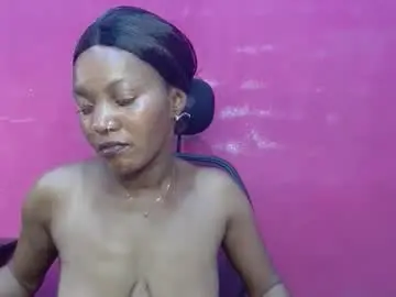 Sexydoll32  live sex cam