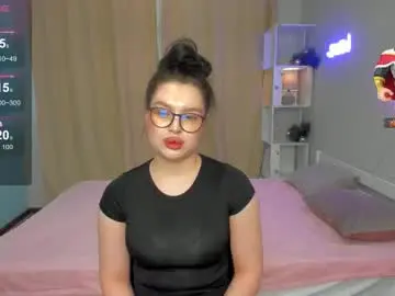 Softeli  live sex cam