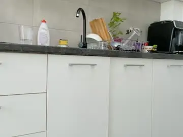 Sweet_ella  live sex cam