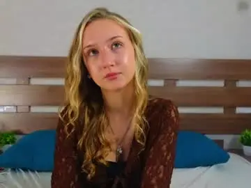 Tinapage  live sex cam