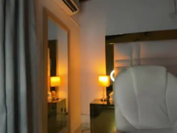 Zoei_moon  live sex cam